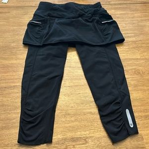 Athleta Bettona 2 in 1 Skirt Leggings Skort Activewear Crop Pants black  XS